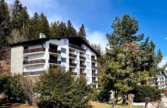 Beautiful apartment for 4 guests with WIFI, TV, balcony, pets allowed and parking