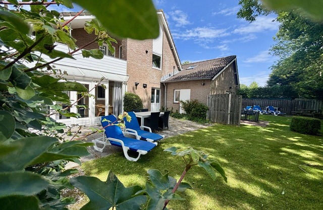 Beautiful apartment for 20 guests with WIFI, TV, terrace and parking