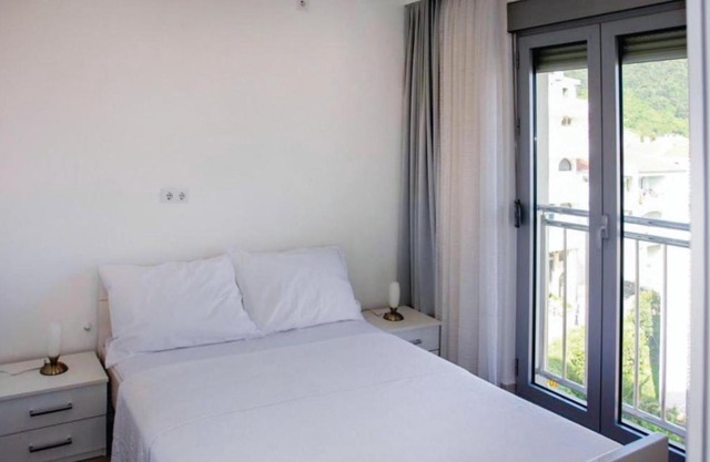 Beautiful apartment in Budva with 2 Bedrooms, WiFi and Outdoor swimming pool