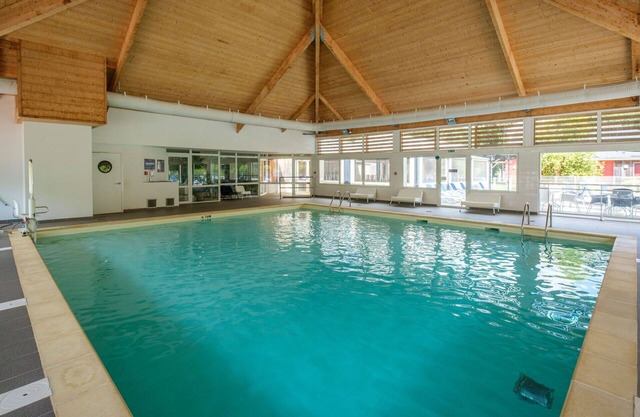 Beautiful apartment in villa for 3 people with pool, internet, TV, terrace, pets allowed and par.