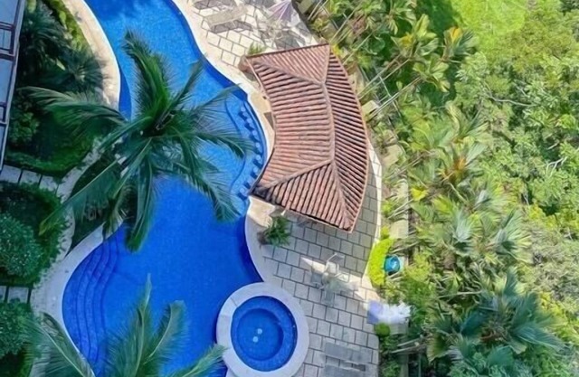 Beautiful Apartment With Ocean View