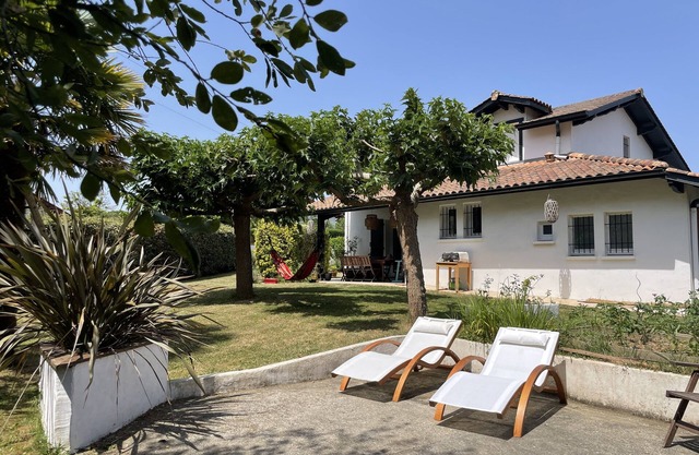 Beautiful bask villa close to Bidart Guethary Biarritz beaches