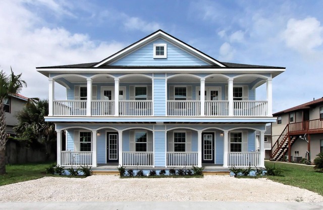 Beautiful Beachside Villas Ocean View ! Family and Pet Friendly !