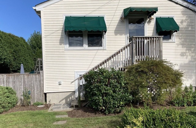 Beautiful Bonnet Shores—New listing in Narragansett