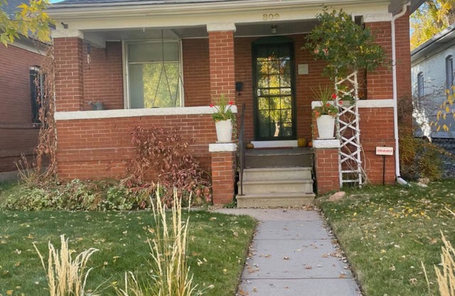 Beautiful bungalow with AC in vibrant Wash Park near Denver