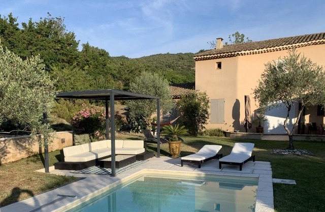 Beautiful character in Southern Ardèche Saint Thomé, private pool