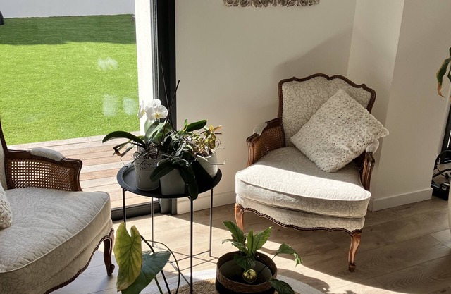 Beautiful contemporary house in a quiet area 5 minutes from the beaches