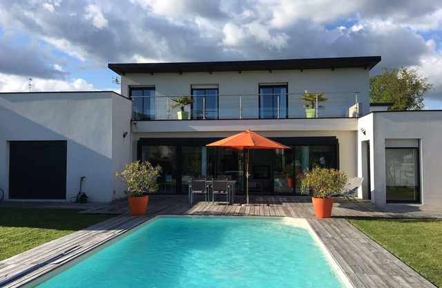 Beautiful contemporary house 7 minutes from the port of Vannes - 4 people max