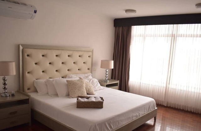 Beautiful, elegant and spacious 3BD apartment at Lomas de Urdesa