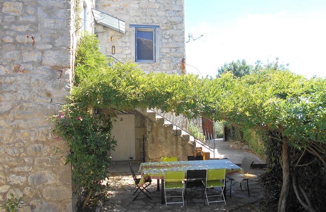 Beautiful stone cottage with pool