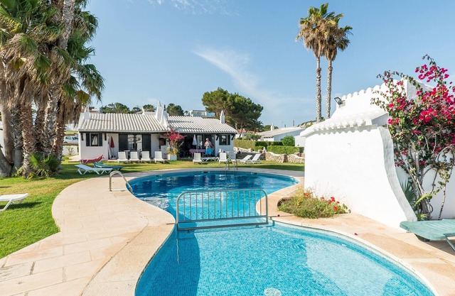 Beautiful Holiday Home in Residential Complex with Pool, Wi-Fi, Terrace and Lawn