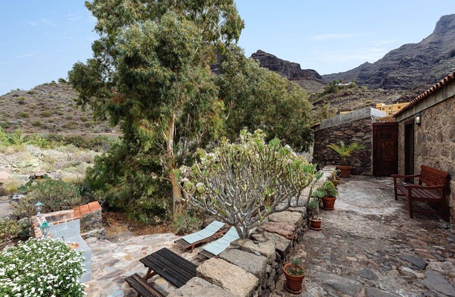 beautiful holiday house near the sea under the sun away from mass tourism