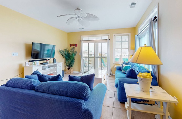 Beautiful home in bayside location with beach access, pools & dock