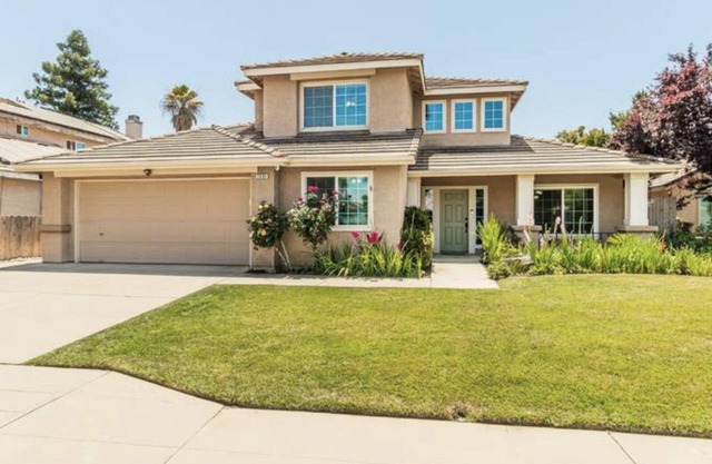Beautiful Home in Clovis 5BD 3BA in proximity to Yosemite Park