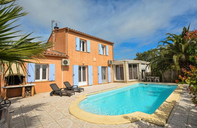 Beautiful home in Montignargues