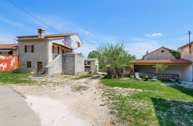 Beautiful home in Pazin