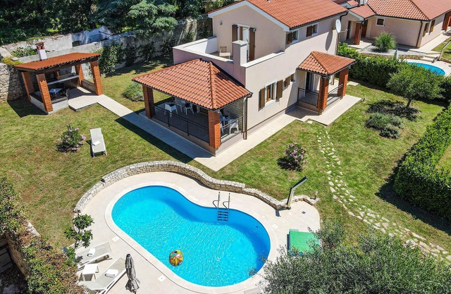 Beautiful home in Visnjan
