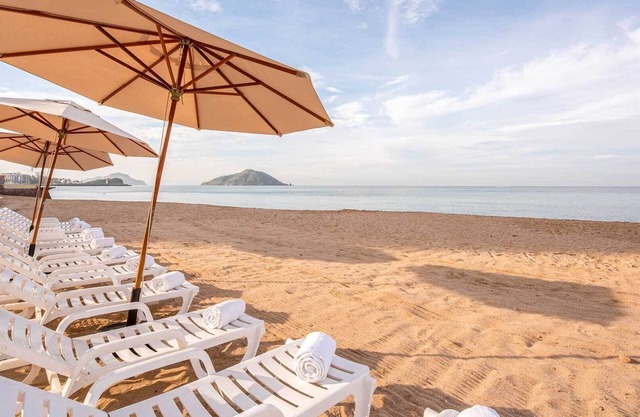 Beautiful hotel suite Mazatlan christmas week
