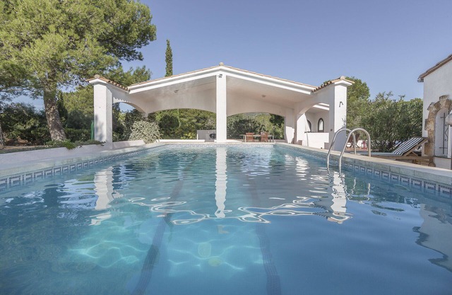 Beautiful house with wonderful sea vieux, nice garden, swimming pool and tennis