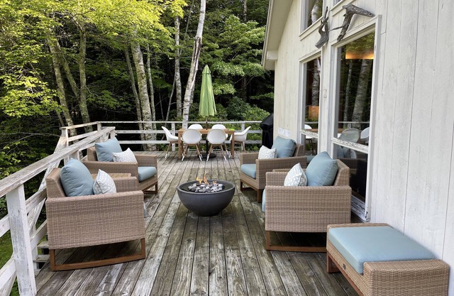 Beautiful Lakefront home with private dock - close to everything.