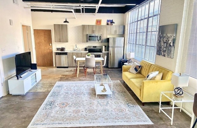 Beautiful loft in the heart of the City of Atlanta