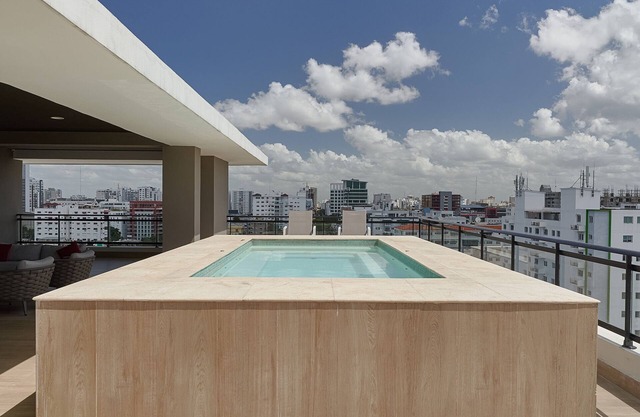 BEAUTIFUL luxury tower PASEO 29