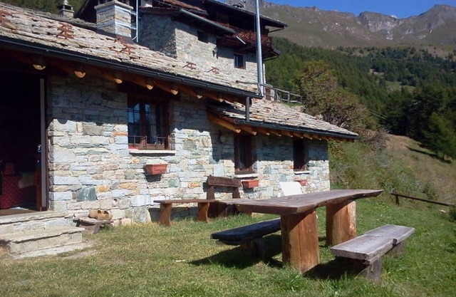 Beautiful mountain hut with stunning views