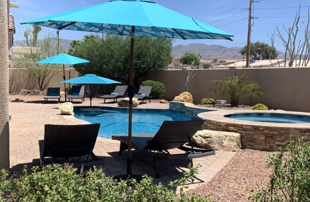 Beautiful New Home With Pool & View!
