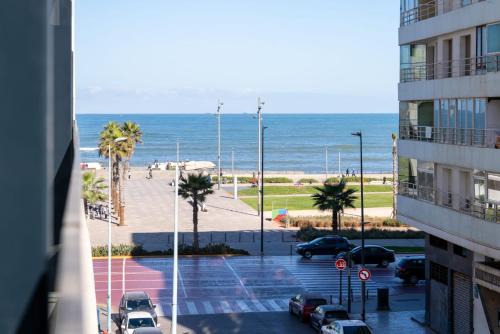 Beautiful new studio with a Seaview 8