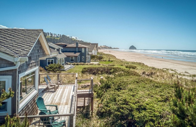 Beautiful Oceanfront Tierra Del Mar Family Home! Sea-Esta in Tierra Del Mar