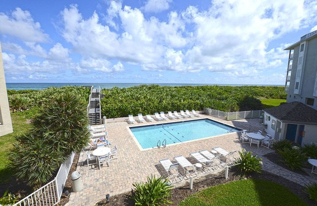 Beautiful Oceanfront Retreat in Indian River Plantation-Hutchinson Island
