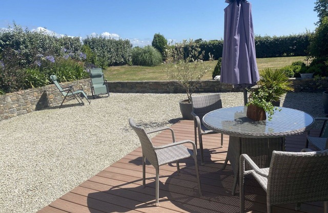 Beautiful private villa for 4 people with WIFI, TV, terrace, pets allowed and parking