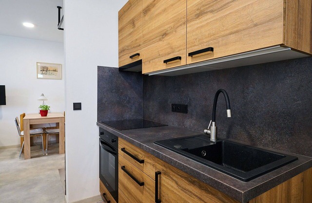 Beautiful private villa for 9 people with WIFI, TV and pets allowed