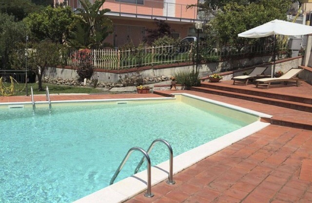 Beautiful private villa for 8 people with WIFI, A/C, private pool, TV and terrace