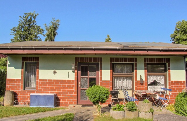 Beautiful private villa for 4 people with TV, patio and pets allowed