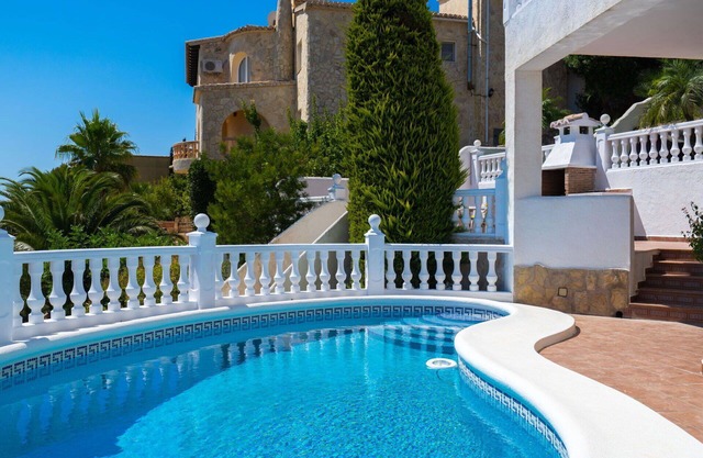 Beautiful private villa with WIFI, private pool, A/C, TV, terrace, pets allowed and panoramic view