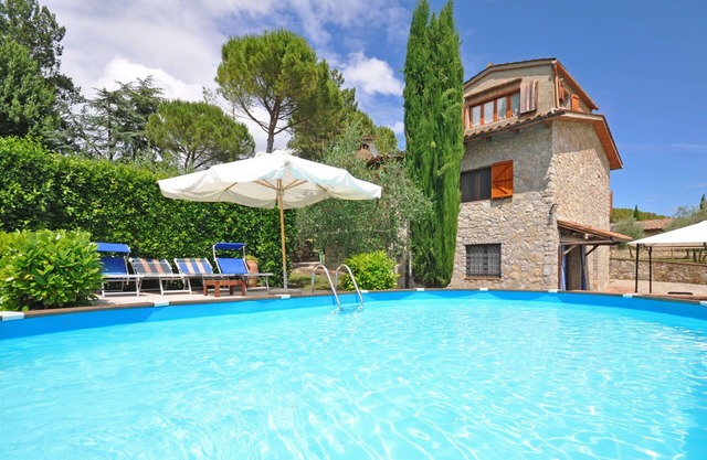 Beautiful private villa for 8 guests with WIFI, A/C, private pool, TV, patio and panoramic view