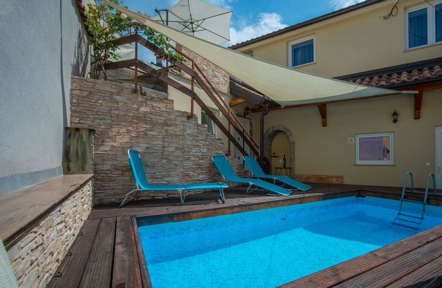 Beautiful private villa for 10 guests with private pool, A/C, WIFI, TV, terrace and parking