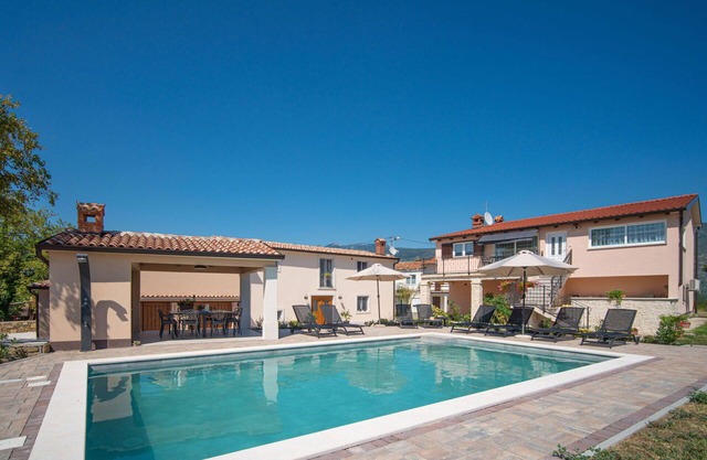 Beautiful private villa with WIFI, private pool, A/C, TV, terrace, pets allowed and panoramic view