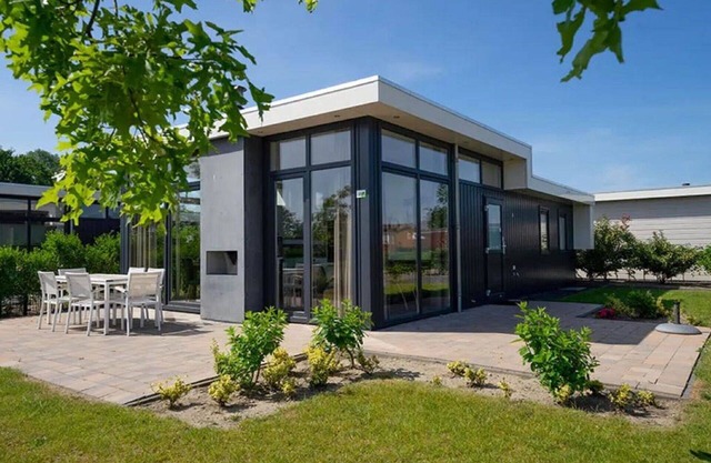 Beautiful private villa for 6 people with WIFI, TV, terrace and parking