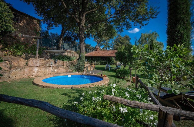 Beautiful private villa with A/C, WIFI, private pool, TV, patio, pets allowed and panoramic view
