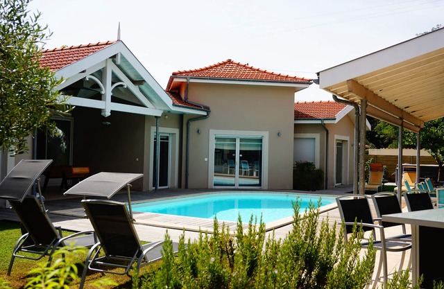 Beautiful property (Villa Marie Suzon) 5 minutes from the beach
