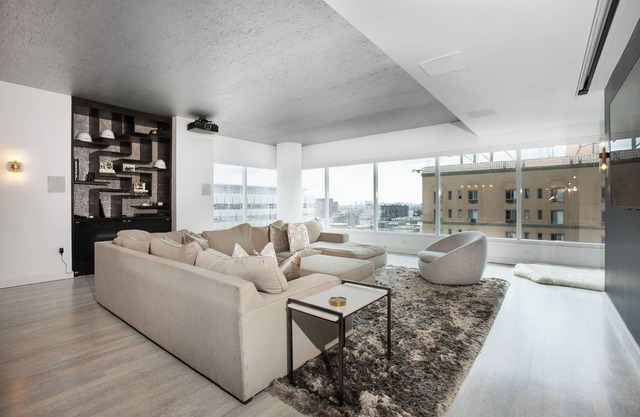 Beautiful Remodeled Condo at the W Hotel Residences in Hollywood