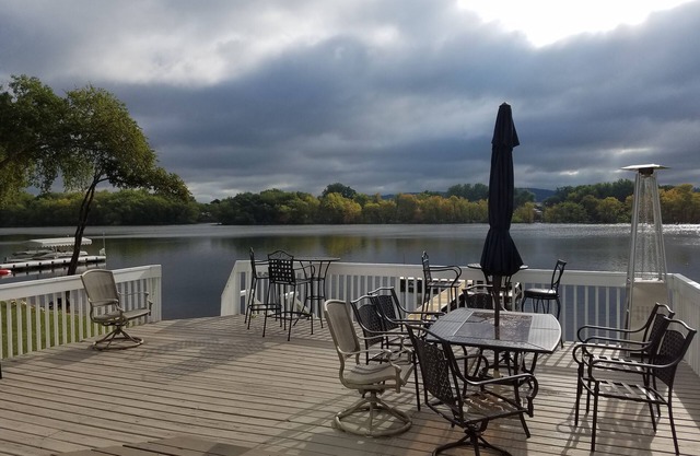 Beautiful Riverside Beach House with private dock/beach frontage