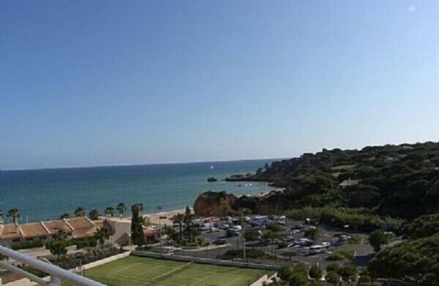 Beautiful, Spacious 6 Bedroom Villa Santa, Centrally Located In Albufeira