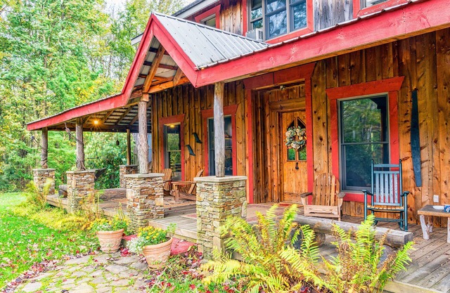 Beautiful spacious country home set on 22 acres that sleeps 27 people.