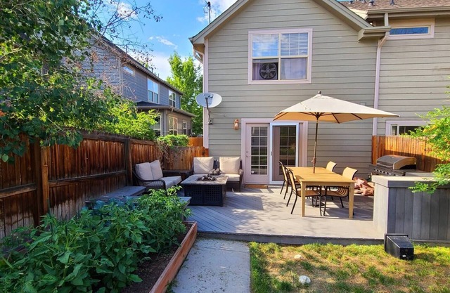 Beautiful Townhome in Historic Denver Neighborhood From Experienced Superhost