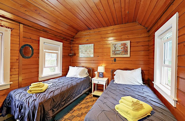Beautiful, Traditional Maine Home With Great Porch, Sand Beach, And Water Views
