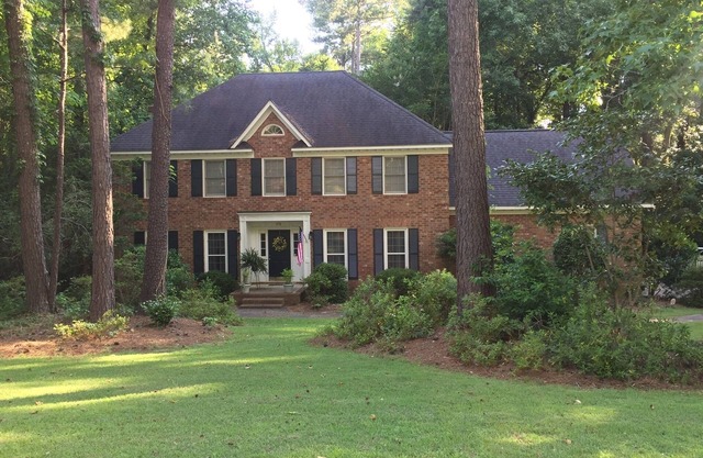 Beautiful two story classic home!