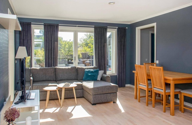 Beautiful vacation apartment with direct access to the terrace and garden.
